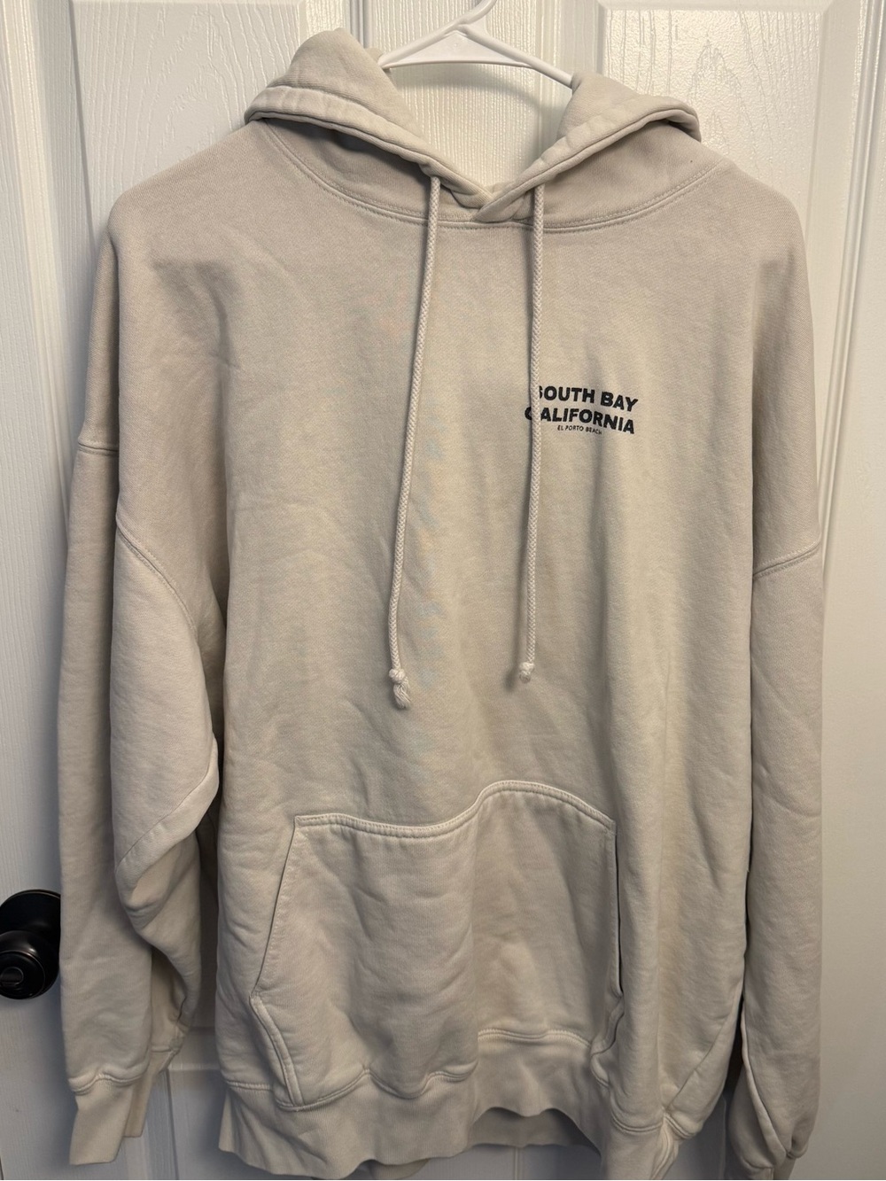 Brandy Melville South Bay California Off the Lip Oversized Hoodie